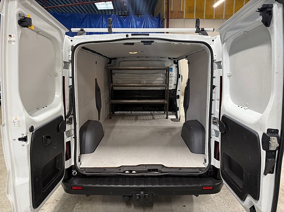 Renault Trafic 17 of 18