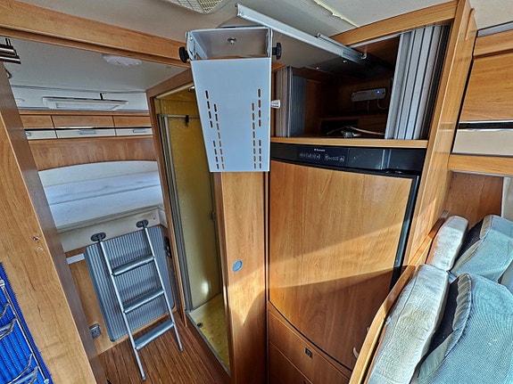 Dethleffs Globebus I 008 - 3500kg, Taksäng 10 of 11