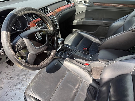 Skoda Superb 10 of 12