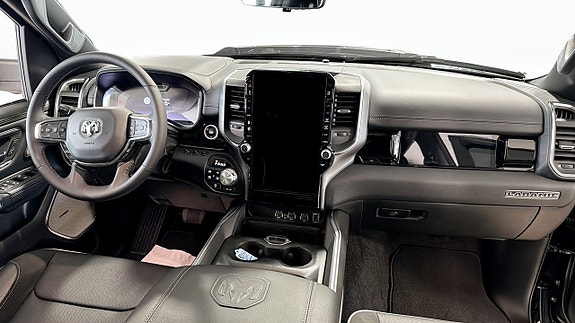Dodge RAM 1500 4 of 5