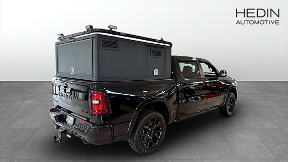Dodge RAM 1500 2 of 5