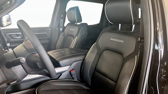 Dodge RAM 1500 3 of 5