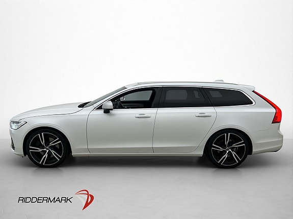 Volvo V90 2 of 5