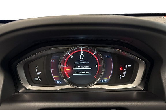 Volvo XC60 25 of 25