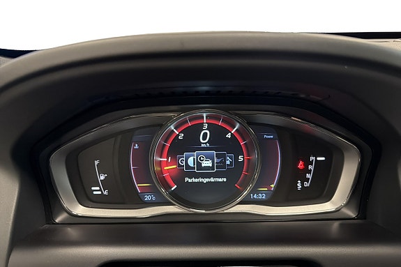 Volvo XC60 23 of 25