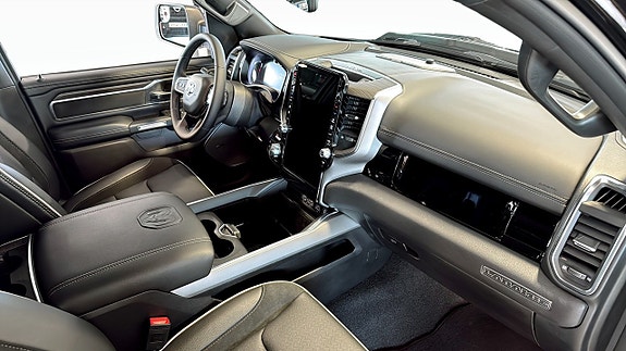 Dodge RAM 3 of 5