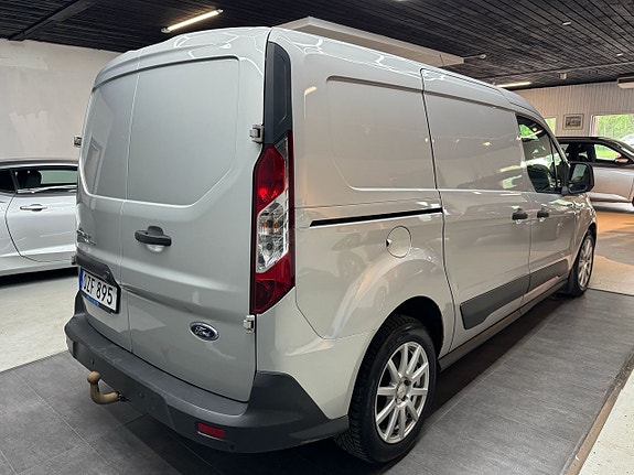 Ford Transit Connect 5 of 5