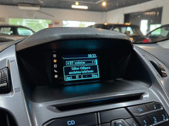 Ford Transit Connect 12 of 16