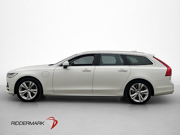 Volvo V90 2 of 5