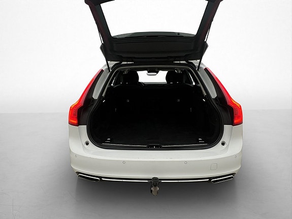 Volvo V90 10 of 30