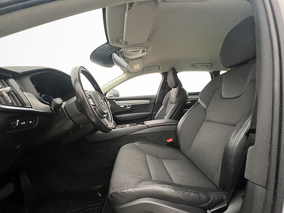 Volvo V90 12 of 30