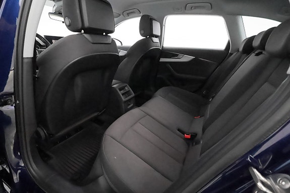 Audi A4 21 of 30