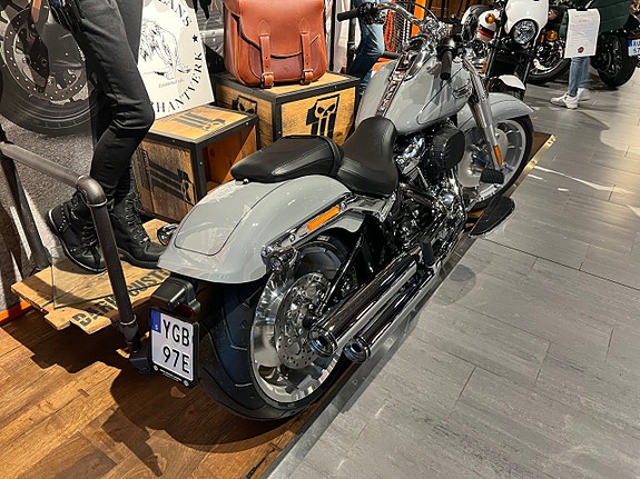 Harley-Davidson Fat Boy 114 3 of 3