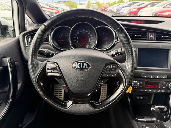 Kia Ceed 18 of 22