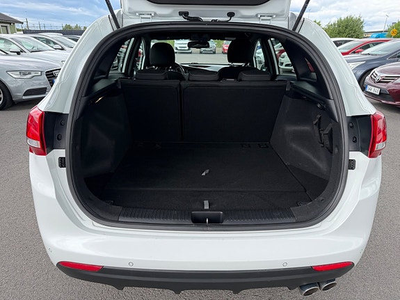 Kia Ceed 10 of 22