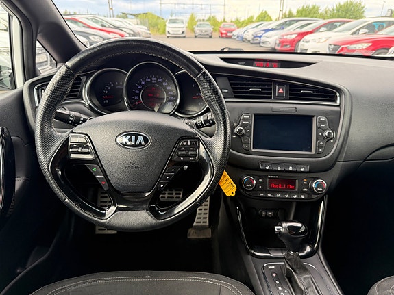 Kia Ceed 17 of 22