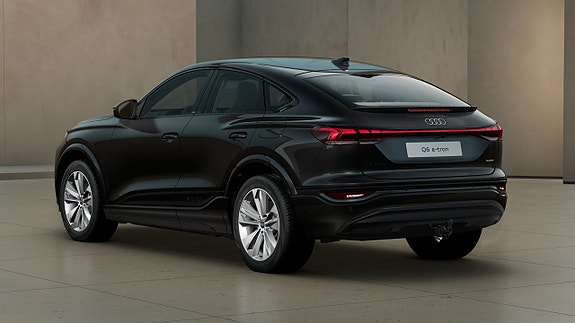 Audi Q6 e-tron 5 of 5