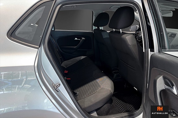 Volkswagen Polo 19 of 21
