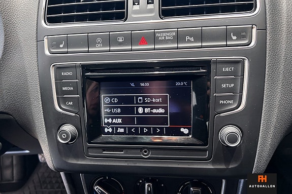 Volkswagen Polo 15 of 21