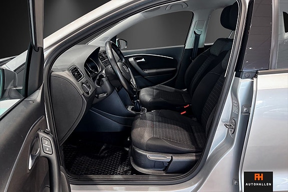 Volkswagen Polo 9 of 21