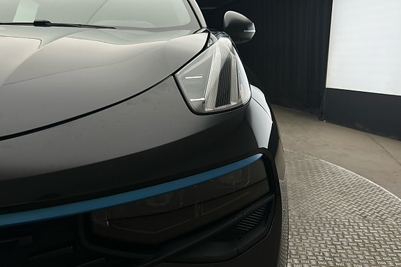 Lynk & Co 01 11 of 28