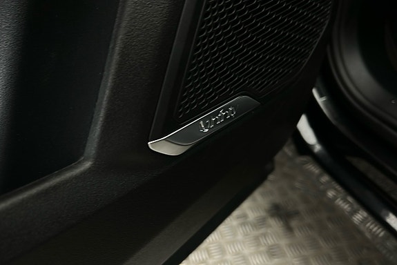 Lynk & Co 01 27 of 28