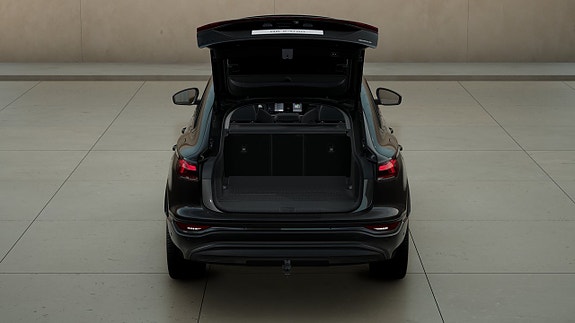 Audi Q6 e-tron 7 of 11