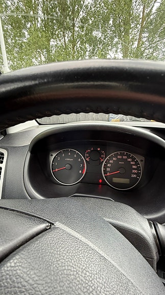 Hyundai i20 11 of 13