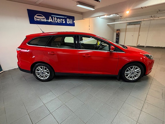 Ford Focus 7 of 12