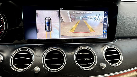 Mercedes-Benz E400 15 of 26