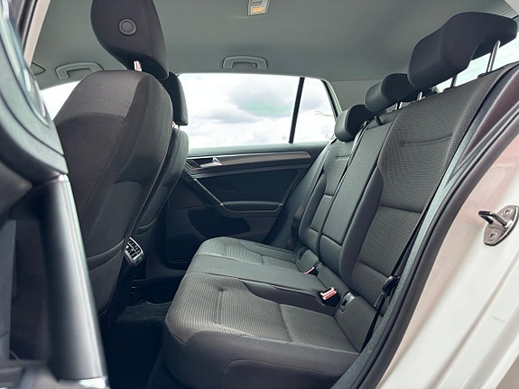 Volkswagen Golf I 18 of 18