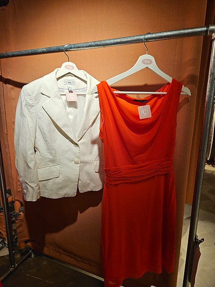 Product image 11 of 24