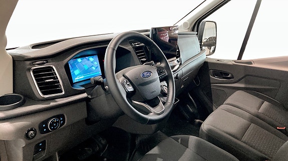 Ford E-Transit 4 of 5