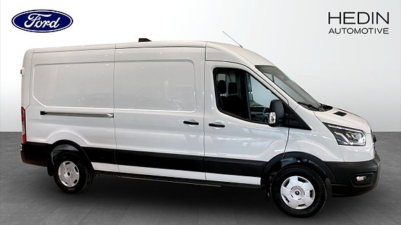 Ford E-Transit 6 of 9