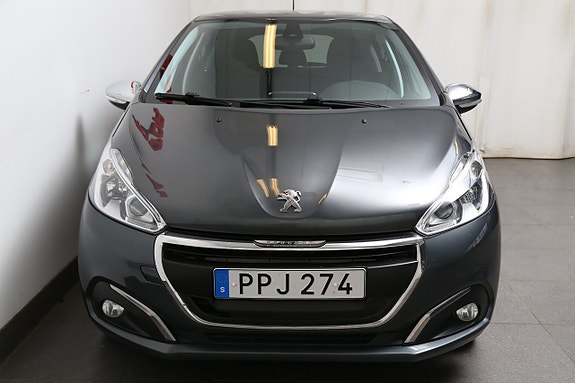 Peugeot 208 5 of 5
