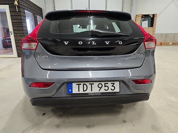 Volvo V40 6 of 20