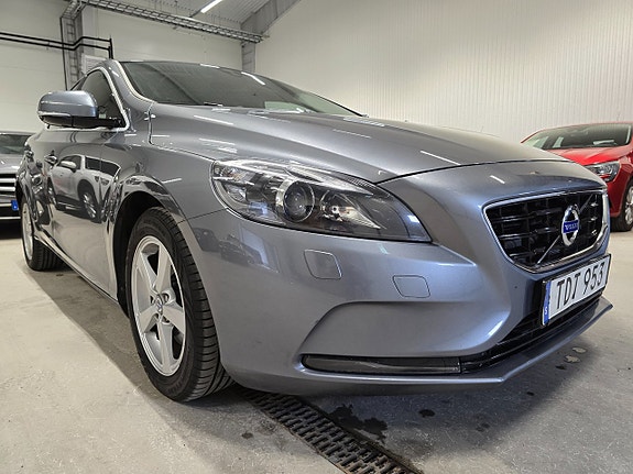Volvo V40 10 of 20