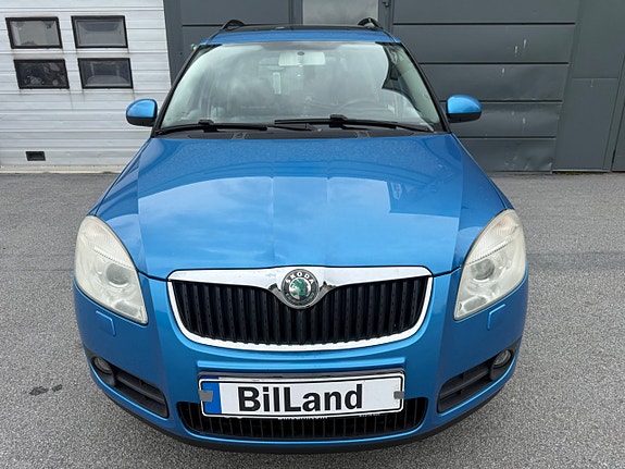 Skoda Roomster 2 of 5
