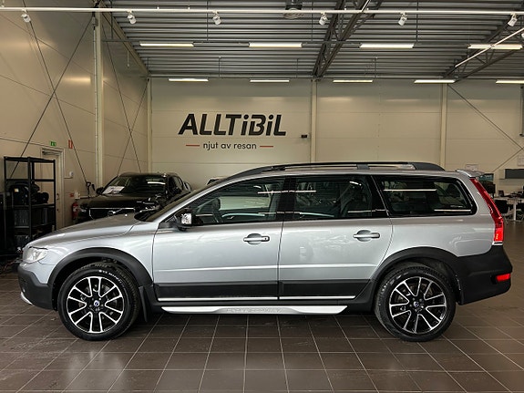 Volvo XC70 4 of 30