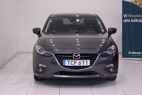 Mazda 3 3 of 5