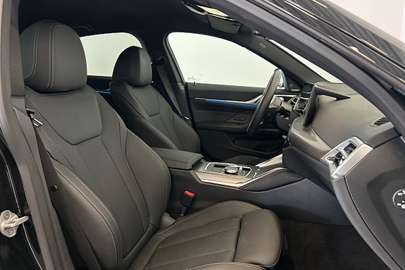 BMW i4 17 of 24