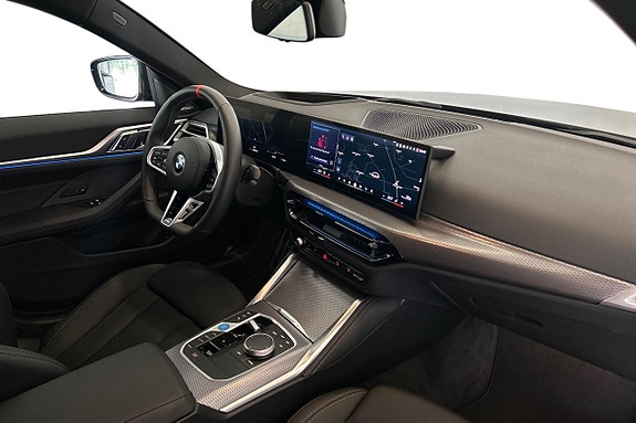 BMW i4 16 of 24