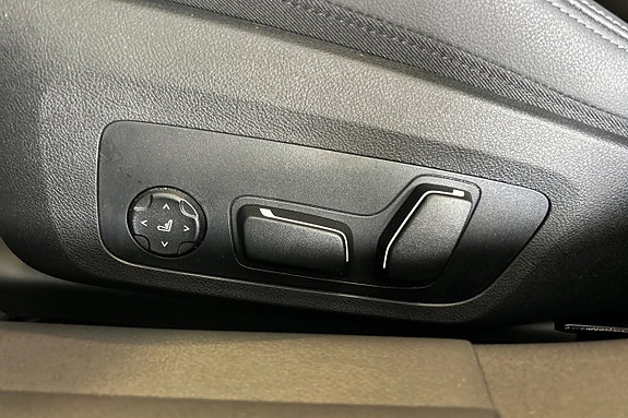 BMW i4 18 of 24