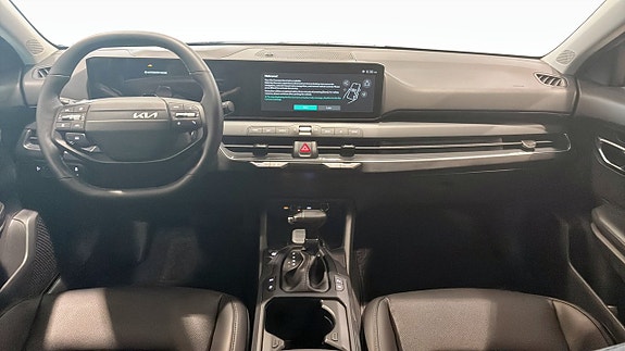 Kia K4 4 of 5