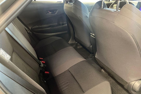 Toyota C-HR 9 of 20