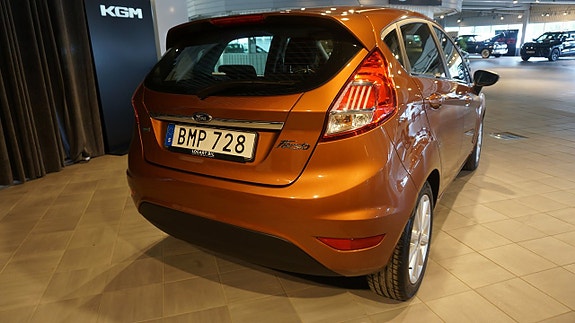 Ford Fiesta 4 of 5