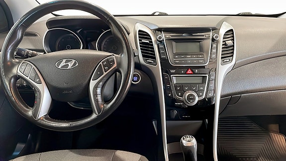 Hyundai i30 4 of 13