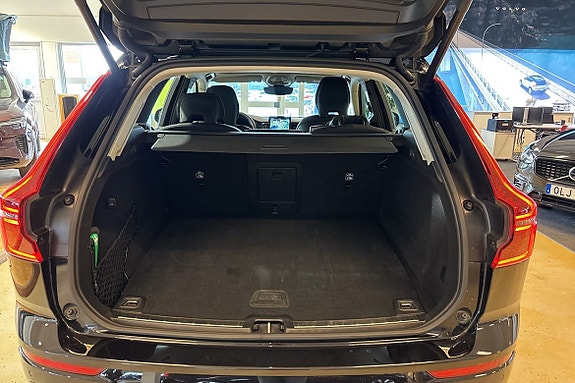 Volvo XC60 14 of 24