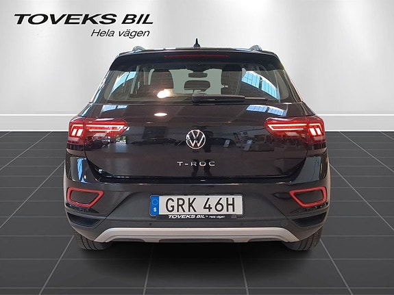 Volkswagen T-Roc 4 of 5