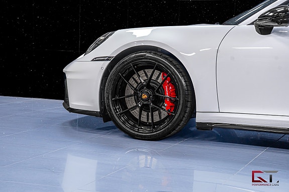 Porsche 911 5 of 5